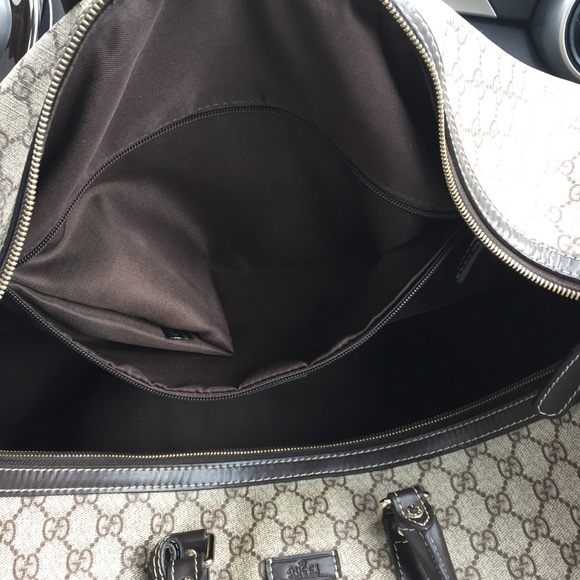 Gucci Duffle Bag - Picture 2 of 3